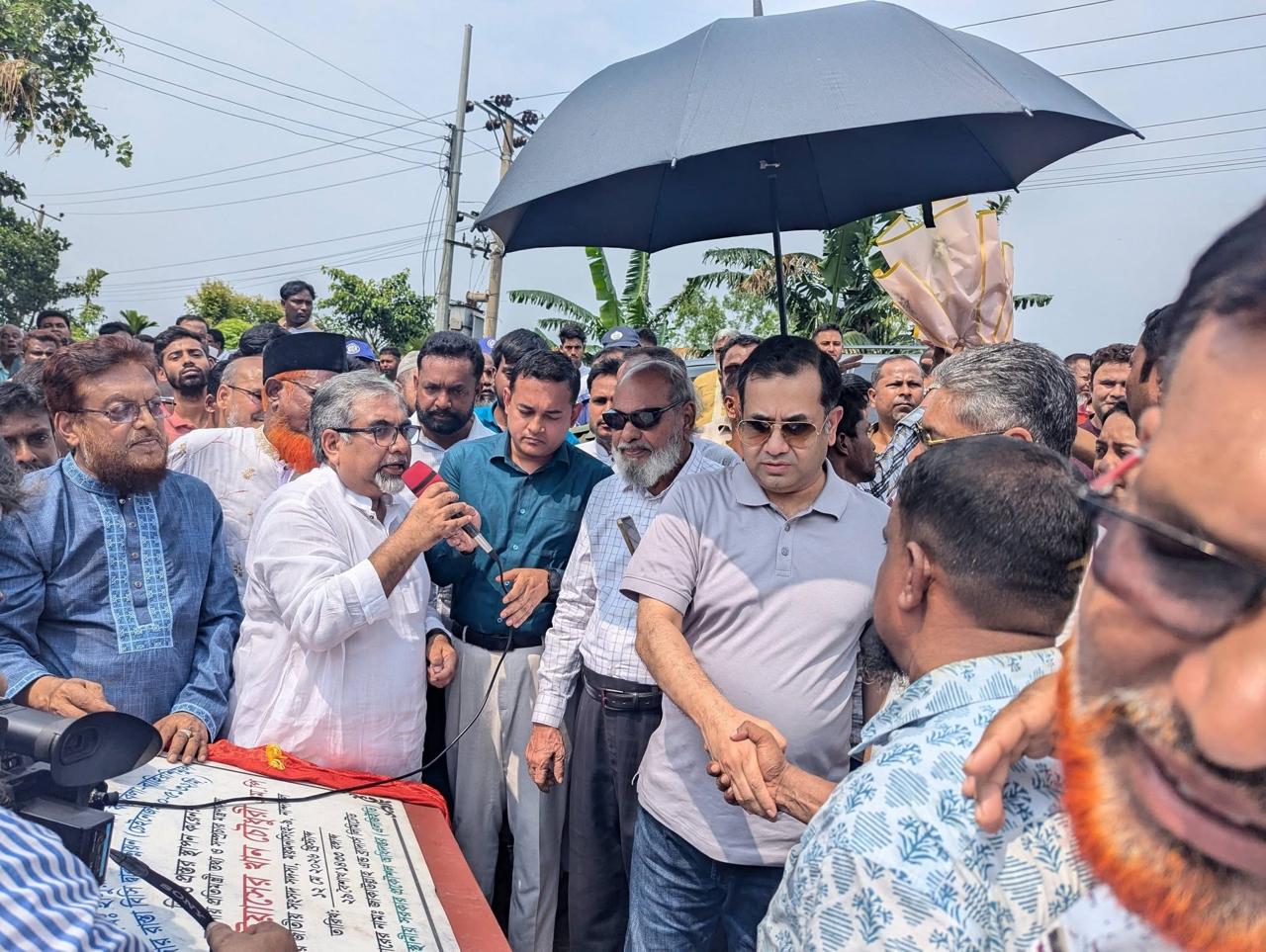 স্বাস্থ্যসেবা কার্ডের মাধ্যমে পিছিয়ে পড়া জনগোষ্ঠীকে স্বনির্ভর করার উদ্যোগ চলছে: রেল প্রতিমন্ত্রী