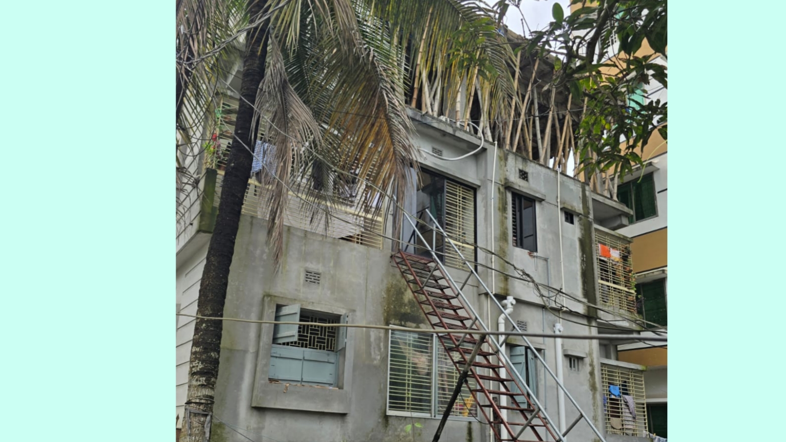 অনুমোদন ছাড়াই ৬ তলা ভবন নির্মাণ, এখন অনুমোদনের তোড়জোড়!