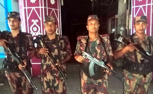 সাতক্ষীরা সীমান্তে ৯১ পূজামণ্ডপের নিরাপত্তায় ৩১ প্লাটুন বিজিবি