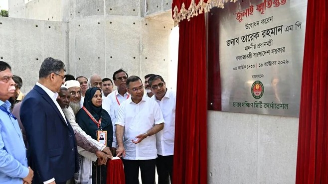 জুলাই স্মৃতিস্তম্ভ উদ্বোধন করলেন প্রধানমন্ত্রী