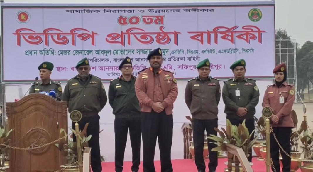 এ বি এম আব্দুস সাত্তার এবং এ এ এম সালেহ (সালেহ শিবলী)